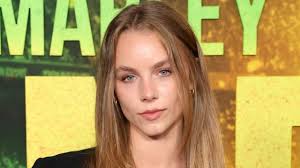 Anna Shumate in Tank Top Shares a Bathroom Selfie