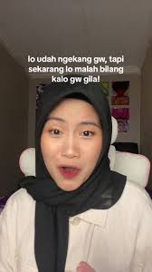 Makna Lagu 'Who's Afraid of Little Old Me' dan Emosinya