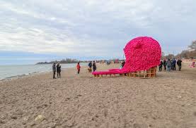 Woodbine beach is the largest of the four beaches in the beaches in toronto, ontario. 2018 Winter Stations Art Installations Add Blast Of Colour To Toronto S East End Beaches