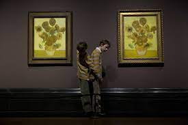 It is a permanent loan to the van gogh museum, amsterdam, netherlands. Van Gogh Sunflowers Reunited Online
