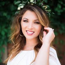 Amber Crawley's Instagram, Twitter & Facebook