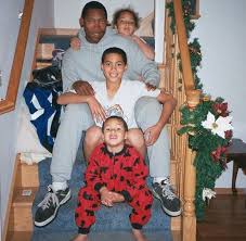 Aaron gordon profile summary birth name: Who Is Aaron Gordon Brother More On His Parents Height Contract