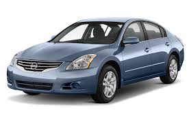 Both the altima and the genesis crib from the g35/g37 coupe, nissan more legitimately than hyundai since it owns infiniti. 2010 Nissan Altima Buyer S Guide Reviews Specs Comparisons