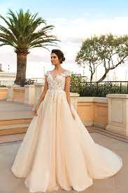 Die mode und die wahl des brautkleid bei der hochzeit bleibt die. 1001 Prinzessinnen Brautkleid Modelle Fur Marchenhafte Hochzeit