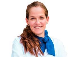 Maria Oliver's Instagram, Twitter & Facebook