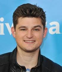 Kevin Bigley's Instagram, Twitter & Facebook