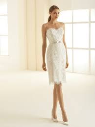 Finden sie hier die besten brautkleider ! Knielanges Brautkleid Im Etui Schnitt Von Bianco Evento Braut De