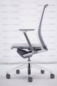 the hidden engineering in haworth s very task chair chair task chair haworth