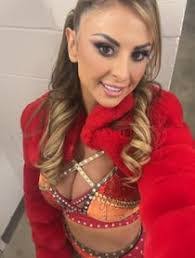 Harley Cameron's Instagram, Twitter & Facebook