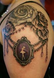 Tomorrow is the day of our halloween flash event! Schedule Speakeasy Tattoo Parlor