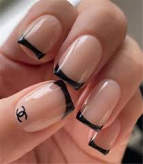 Easy black and red bling sand nail art design: 25 Amazing And Stunning Black Nail Designs You Need To Try Women Fashion Lifestyle Blog Shinecoco Com Short Square Acrylic Nails Short Acrylic Nails Designs French Tip Acrylic Nails