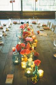 10 idees de centres de table pour un mariage reperes sur pinterest industrial wedding eclectic vases flowers in jars