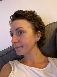 Katie Harding's Instagram, Twitter & Facebook