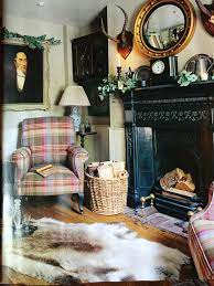 Pin By Chanel Hipp On And Yet More English British Interiors English Decor Country Cottage Decor English Country Decor