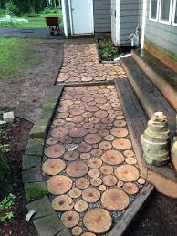 Ein Schoner Gehweg Wird Ihren Hinterhof Verwandeln Garten Gestalten Backyard Landscaping Designs Patio Stones Garden Paths