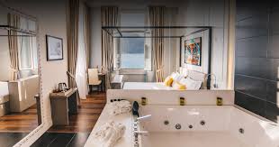 The beautiful rooms are fitted with fine furnishings. Pool Junior Suite Hotel Araba Fenice Lago D Iseo