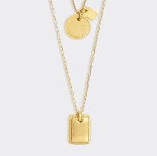 With luxury bracelets available in yellow gold, rose gold and silver, you're sure to find one that truly suits your unique style. 20 Cool Necklaces For Guys 2020 Necklaces And Chains For Men