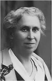 Ada Potter's Instagram, Twitter & Facebook