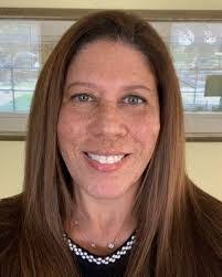 Elisa Fuller's Instagram, Twitter & Facebook