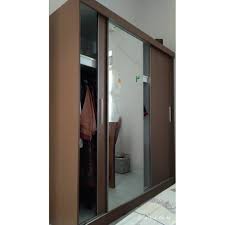 Pintu geser cocok untuk rumah minimalis karena pintu dapat menutup dan membuka tanpa menghalangi apapun di sekitarnya. 36 Harga Lemari Baju 3 Pintu Sliding Decorasi Hiasan