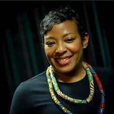 Tonia Sylvester's Instagram, Twitter & Facebook