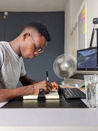 From middle english student, studient, from old french estudiant, estudiente, from latin studēns, present participle of studeō (dedicate oneself to, study). Esa Apply Now For An Esa Student Internship