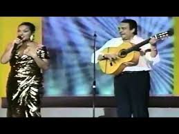 Lola Flores Y Familia Pan Y Chocolate Youtube Funny Songs Mood Songs Todays Mood