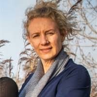 Denise Stam's Instagram, Twitter & Facebook