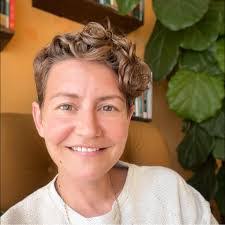 Corrie Bennett's Instagram, Twitter & Facebook