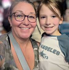 Omg. I'm new in the province and trying to get auto insurance. Someone  recommended cooperators but the wait time