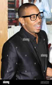 Christopher bridges hi-res stock photography and images