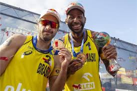 O globoesporte.com convidou integrantes do time brasil das 42 modalidades olímpicas para mostrar como cada esporte molda o corpo de uma pessoa. Evandro E Bruno Schmidt Levam O Titulo Da Etapa Da Polonia Do Circuito Mundial De Volei De Praia Gzh