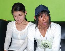 Band sakti sakit sekali karya adik andika kangen band menyentuh hati. Cara Andika Kangen Band Pikat Cewek Cantik Beplus Id