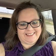 Shelley Mauldin's Instagram, Twitter & Facebook