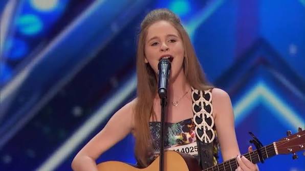 12-Year-Old Kadie Lynn Puts Country Spin on Twinkle Twinkle on AGT