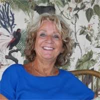 100+ "Sandra Coach" profiles