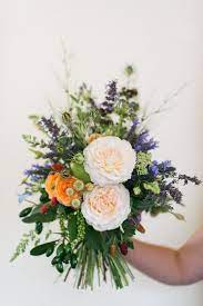 A Beautiful Diy Summer Bridal Bouquet Summer Bridal Bouquet Bridal Bouquet Chrysanthemum Bouquet