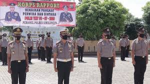 Check spelling or type a new query. Dua Perwira Dan 28 Bintara Polres Simalungun Naik Pangkat Berita Ter Update Hari Ini