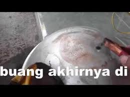 Cara matri wajan yg retak 7 kesalahan merawat perabotan. Tambal Wajan Sang Istri By Gunary Anto