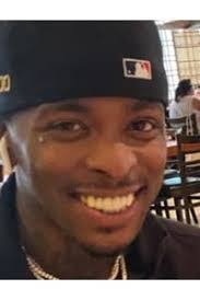 Lavelle Robinson's Instagram, Twitter & Facebook