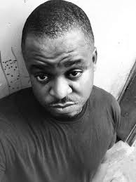 LAURA VANDERVOORT added a new photo —...