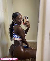 Изтичане на голи OnlyFans знаменитости The Fappening - Nudogram v2.1 -  Nudogram