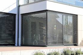 Vero beach, fort pierce & stuart locations american blinds & shutters is a company that's proud to manufacture and sell the finest in blinds, shades and plantation shutters with materials made right here in the usa. The 10 Best Window Blinds Stores For 2021 Free Buyers Guide
