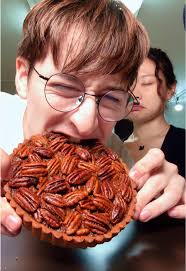 🍎🍂 Get yours tomorrow or friday for this nice fall weather! ☁️ 🍁Fin...