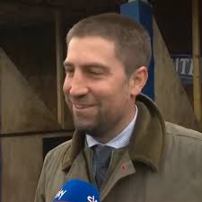 Christian Williams shaves his head to support his daughter with cancer