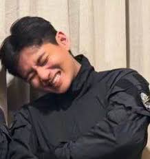 Originally, Wm.Chauncey was playing with his friend, trying to speed snap  side kick some poster material as breaking attempts.... Later, he  discovered his friend would be leaving in a couple of days,