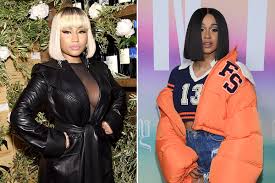 6ix9nine e nicki minaj estreiam no topo e lady gaga volta a subir: Fans Think Nicki Minaj Disses Cardi B On Ganja Burns Song Xxl