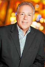 Pat Oates in 'Last Comix Standing' finals; club moving to Mohegan Sun soon