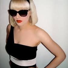 sara adrian (@saraadrian1)