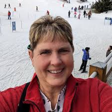 What cabins or rentals are available near Rocky Fork Lake from August 9th  to mid October for 3 guests and a dog?